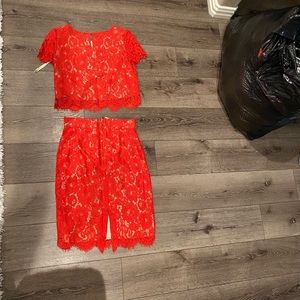 High waisted skirt with a crop top